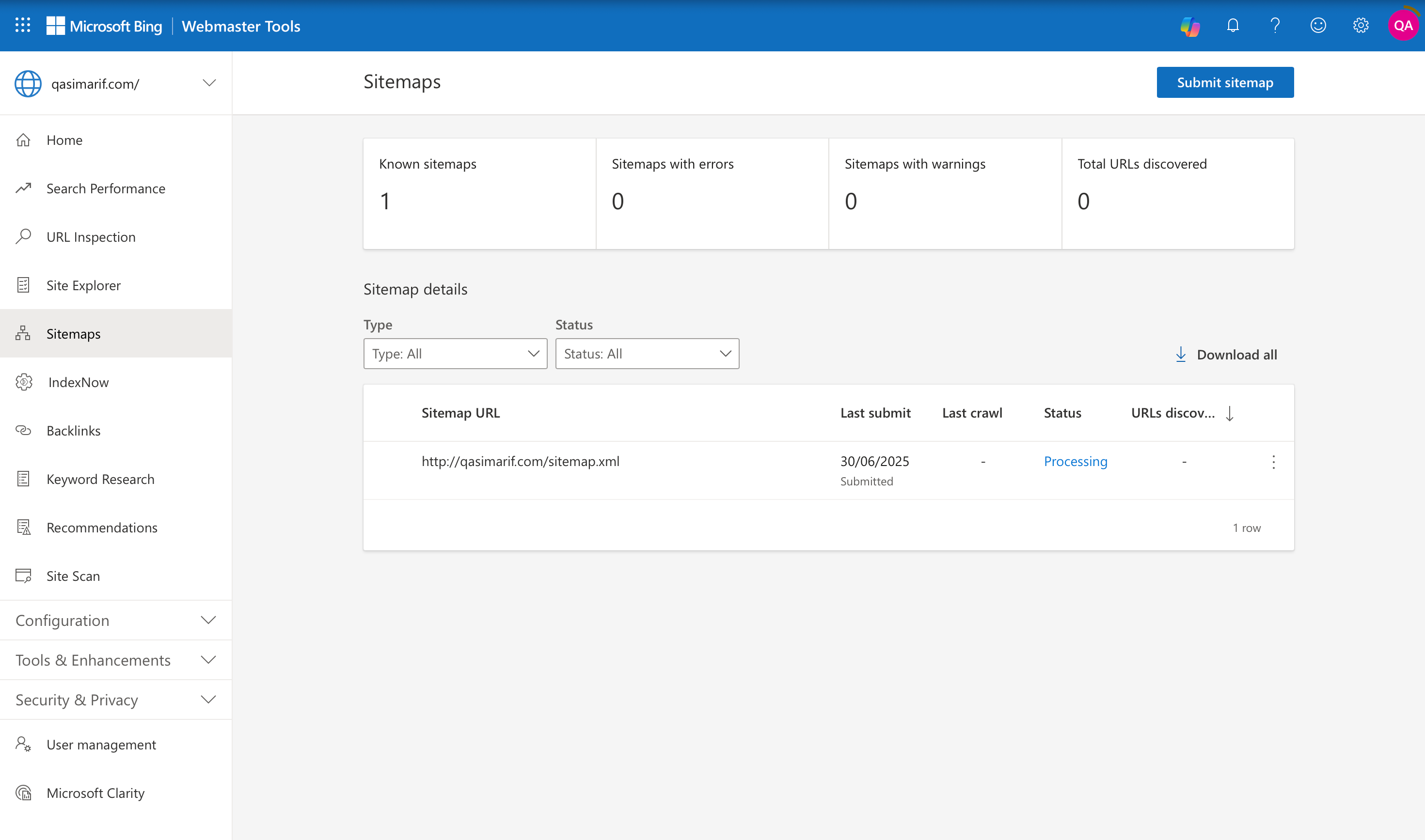 The Sitemaps dashboard in Bing Webmaster Tools where a website owner can click 'Submit sitemap' to help Bing discover and index all their pages.